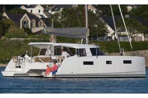 40' BAVARIA NAUTITECH OPEN 40 (2015) "KATHRYN & JEAN"