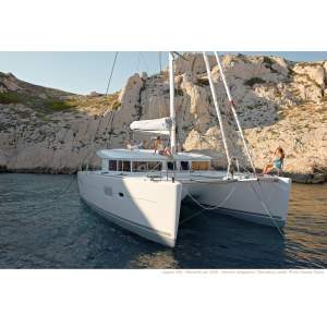 40' LAGOON 400 S2 (2017) "CELESTRA"