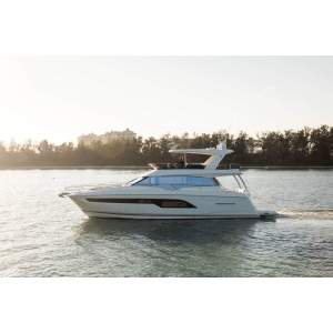 63' PRESTIGE 630 (2018) "Digging It"