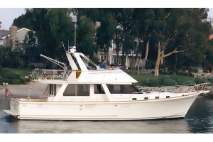 48' OFFSHORE 48 SEDAN (1997)